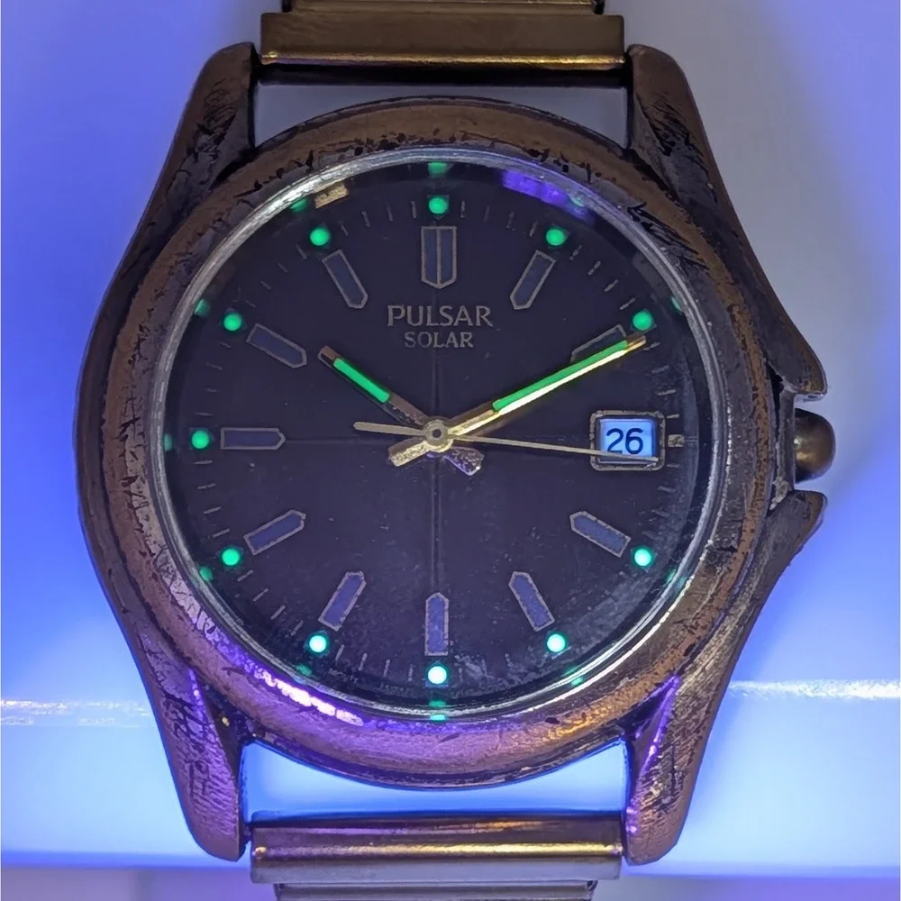 Pulsar vintage solar